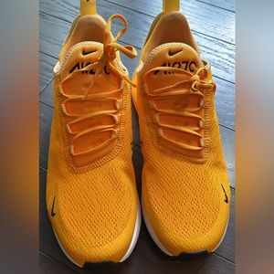 Nike Air Max 270